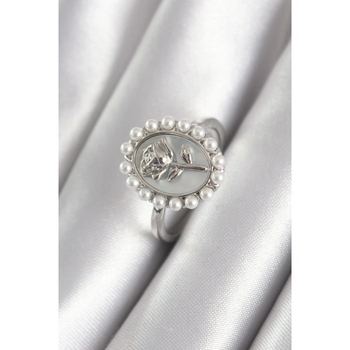 Pirinç Gümüş Renk Portre Gül Model İnci Detay Kadın Yüzük