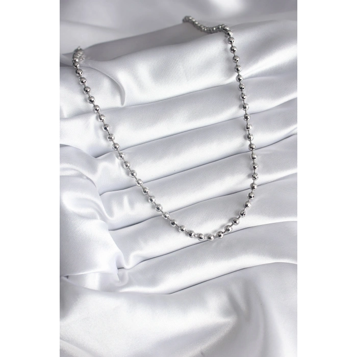 Pirinç Gümüş Renk Topçuk Detay Kadın Kolye