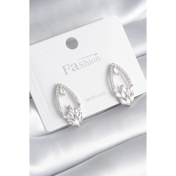 Pirinç Gümüş Renk Zirkon Taşlı Kadın Küpe