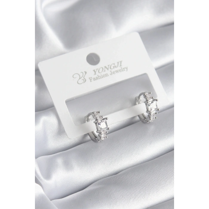 Pirinç Gümüş Renk Zirkon Taşlı Kadın Küpe