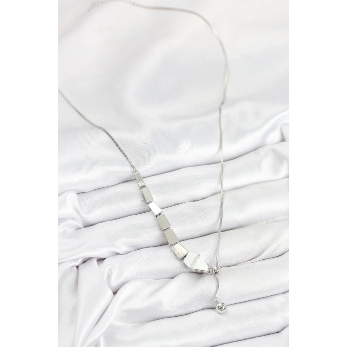 Pirinç Yılan Model Gümüş Renk Asansörlü Kadın Kolye