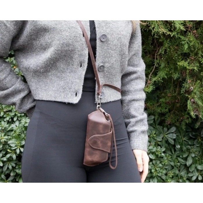 Riviera Deri Askılı Gözlük Kılıfı Kahverengi