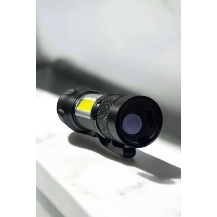 Şarjlı Metal Zoomlu El Feneri Işıldak Led Işık Taşınabilir El Lambası