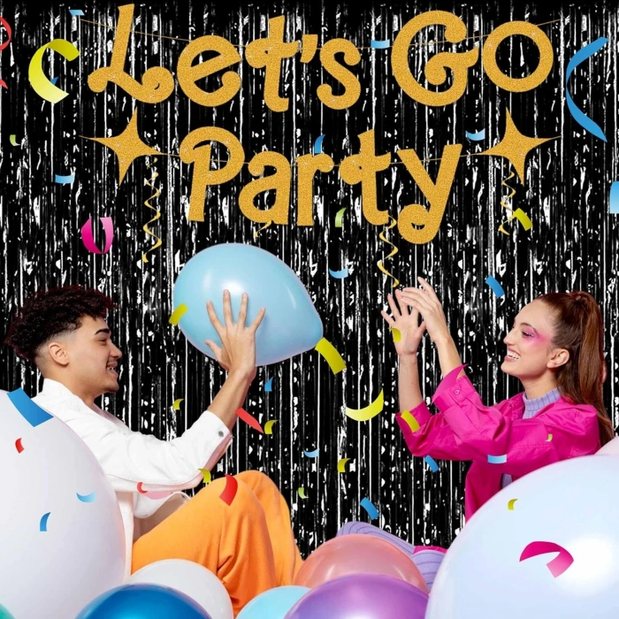 Siyah Renk Ekstra Metalize Parlak Saçaklı Arka Fon Perde İthal A Kalite 1x2 Metre (5047)