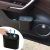 Araç İçi Takılarak Sabitlenebilen Mini Kapaklı Çöp Kovası
