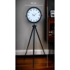 Siyah & Beyaz Saf Sade Tasarım Tripod Ayaklı Saat