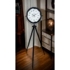 Siyah Desenli Şık Tripod Ayaklı Saat