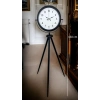Siyah Standart Tripod Ayaklı Saat