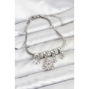 Kutup Yıldızı Model Charmlı Gümüş Renk Kadın Bileklik