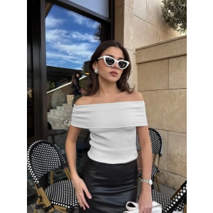 Madonna yaka sıfır kol bluz Gri