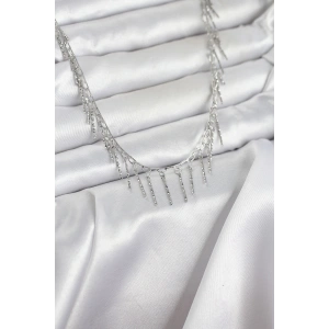 Pirinç Gümüş Renk Saçaklı Model Kadın Kolye