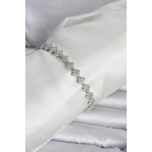 Pirinç Gümüş Renk Yonca Model Sıralı Zirkon Taşlı Kadın Bileklik