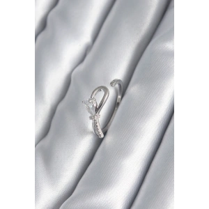 Pirinç Gümüş Renk Zirkon Taş Detay Kurdele Model Kadın Yüzük