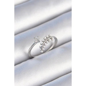 Pirinç Gümüş Renk Zirkon Taşlı İncili Yaprak Model Kadın Yüzük