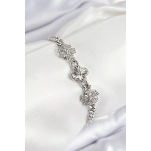 Pirinç Zirkon Taşlı Yonca Model Gümüş Renk Kadın Bileklik