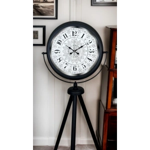 Siyah Desenli Şık Tripod Ayaklı Saat