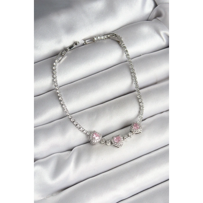 Pirinç Sıralı Pembe Kalp Figürlü Zirkon Taşlı Gümüş Renk Kadın Bileklik
