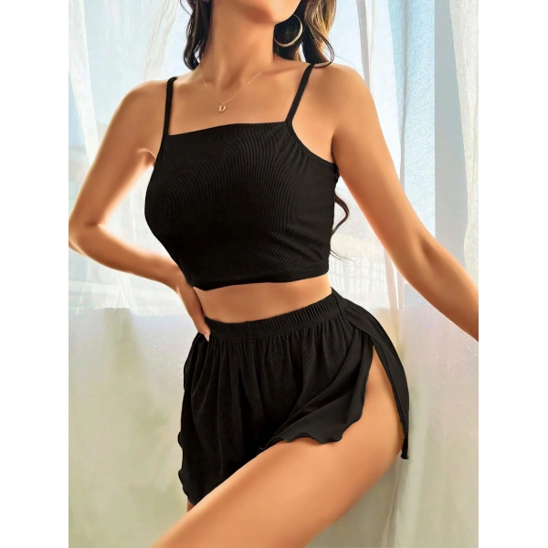 Kadın Siyah Yandan Yırtmaçlı Askılı Şortlu Pijama Takım 5041