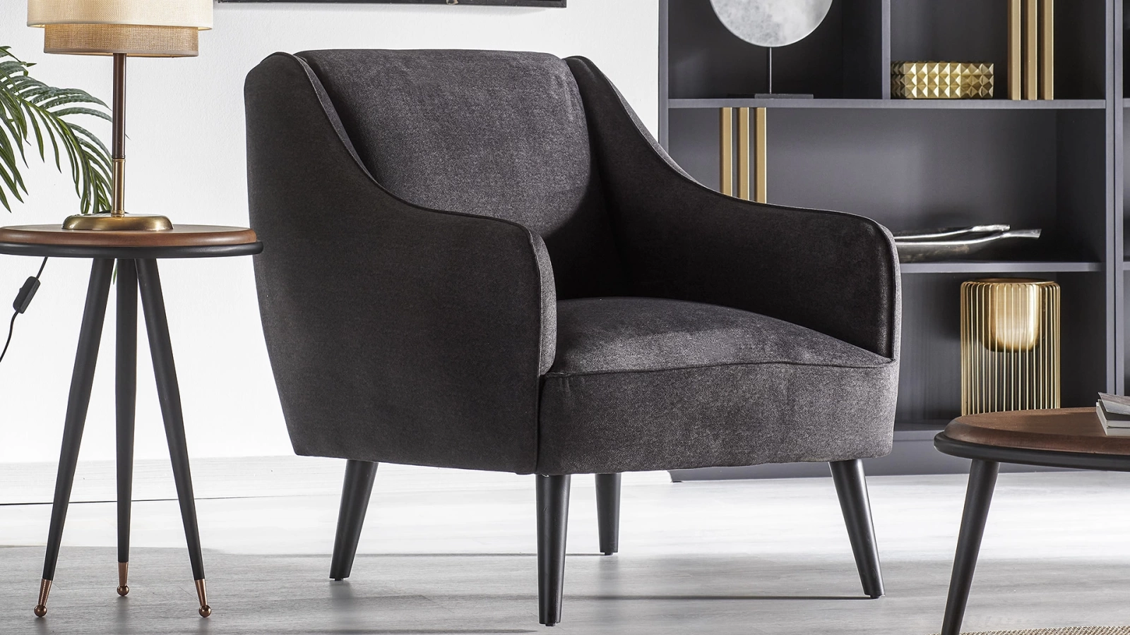 Novardy Armchair