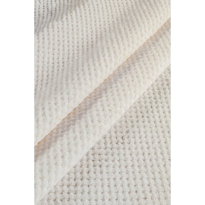 Bambu Beyaz Yumuşak Koltuk Örtüsü Kayma Yapmaz Yıkanabilir Süngerli ( 170x210) NOKTA BEYAZ