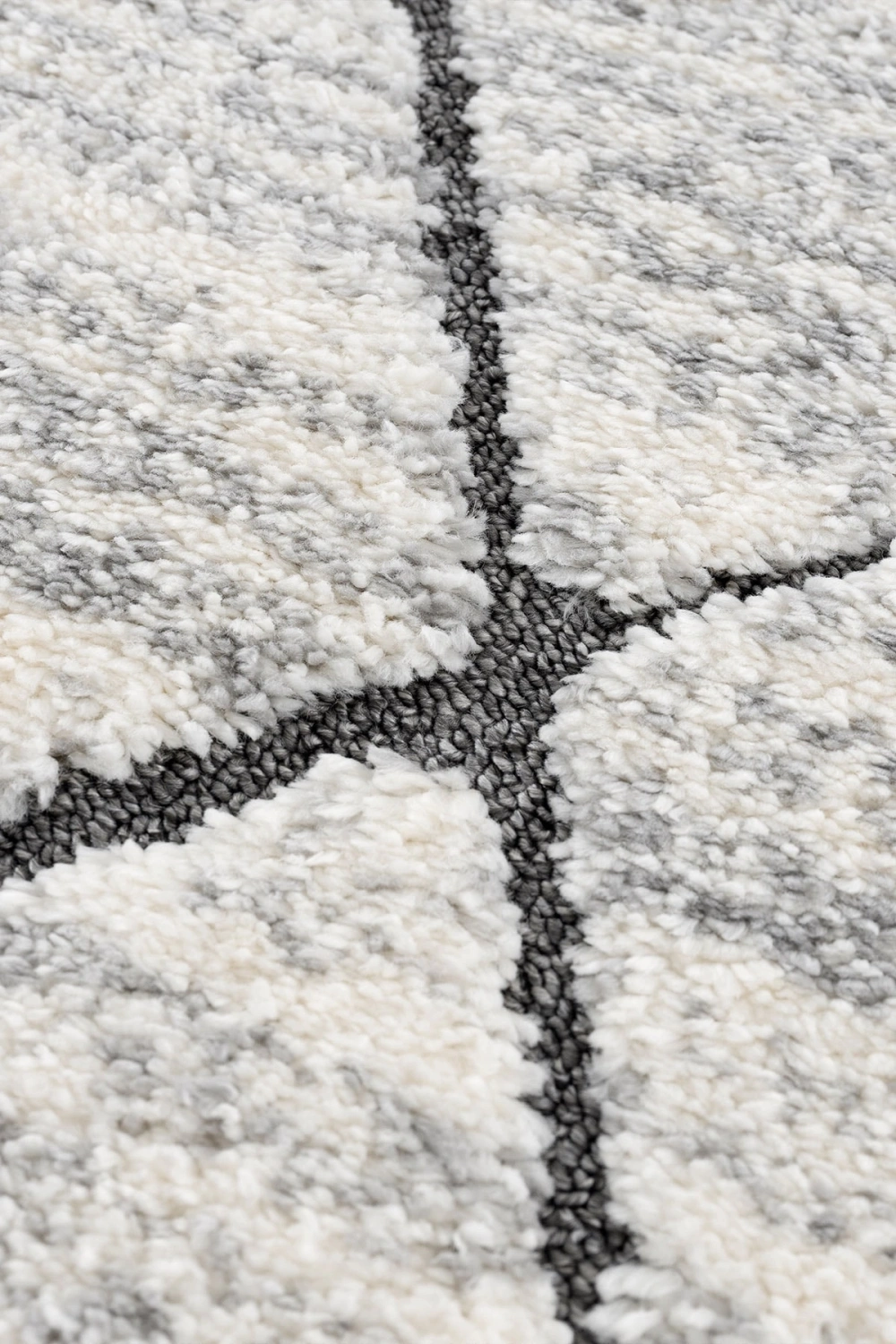 Bukleli Yumuşak Shaggy Avelia Serisi Saçaklı Krem Anthrazit Salon Oturma Odası Halısı