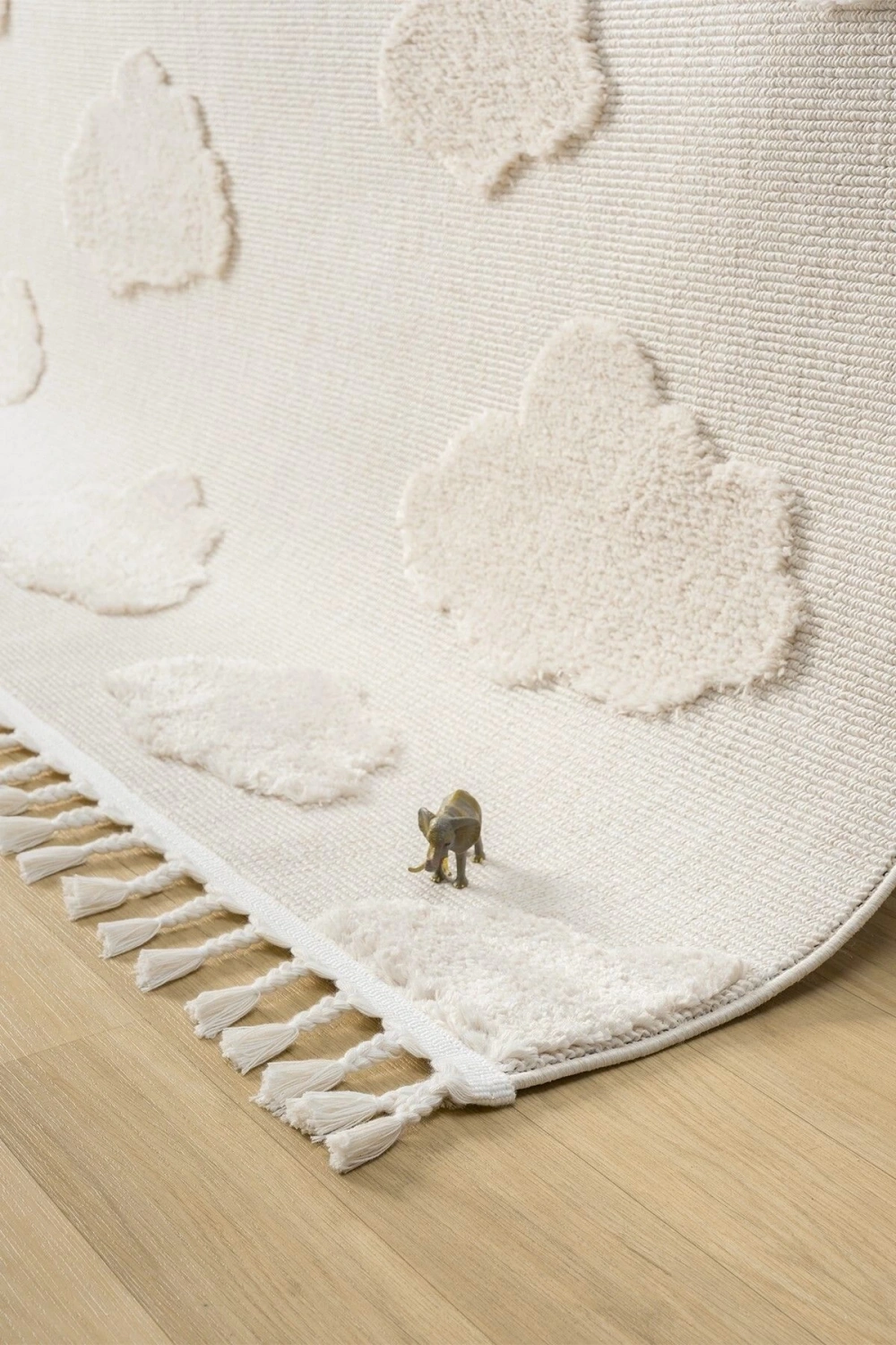 Bulut Desenli Krem Renk Dokuma Halı Bebek Odası Çocuk Odası Halısı 1
