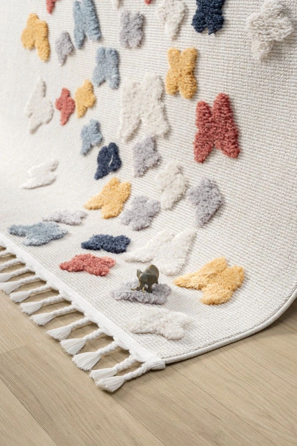 Yumuşak Renkli Bukleli Kelebek Figürlü Dokuma Halı Bebek Odası Çocuk Odası Genç Odası Halısı 11