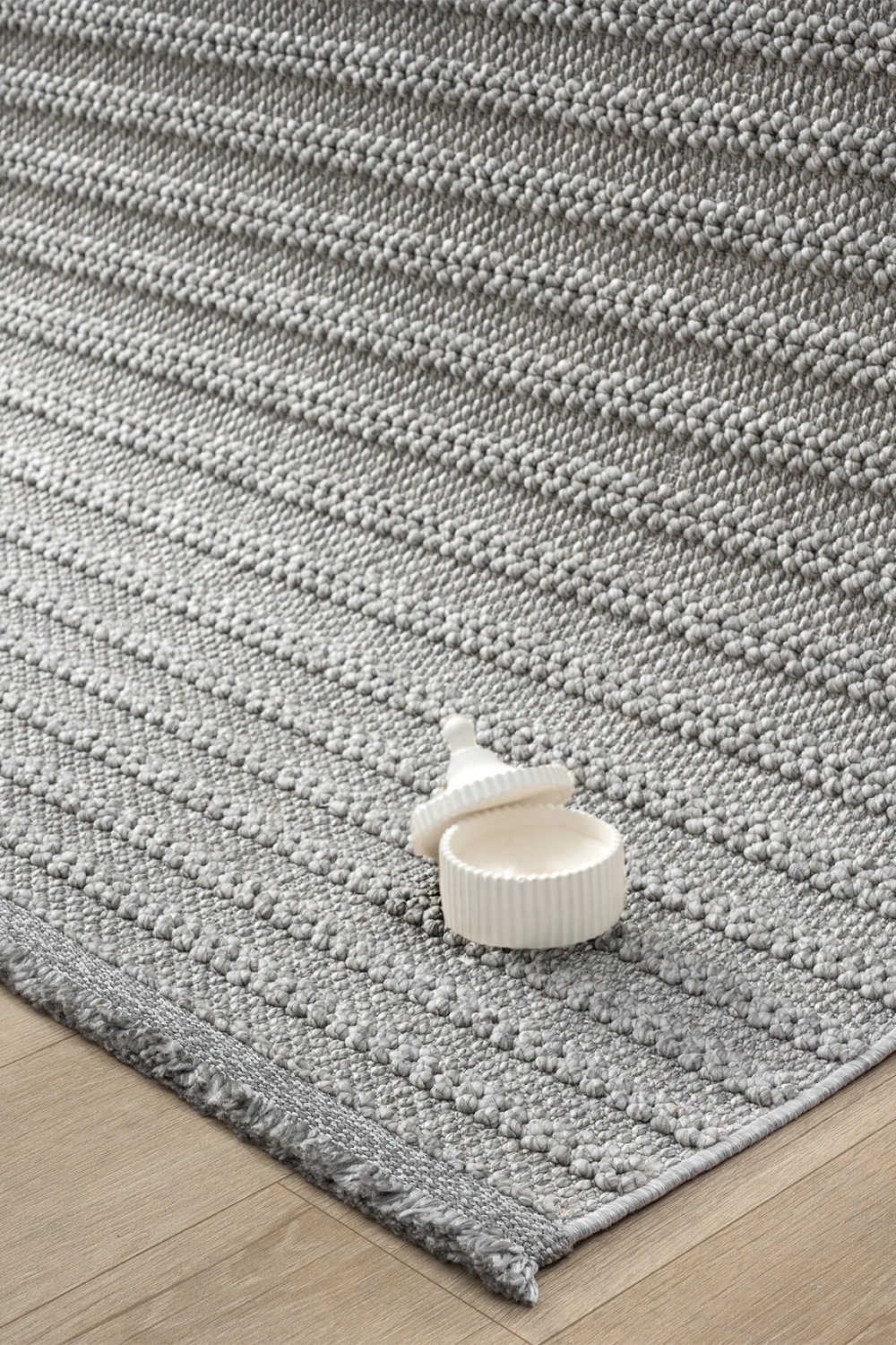 Gri Yumuşak Dokulu Halı Antre Yolluk Çocuk Odası Oturma Odası Salon Mutfak Halısı 0011