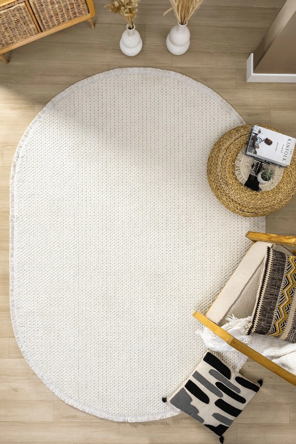 Oval Beyaz Halı Modern Oturma Odası Salon Mutfak Koridor Antre Balkon Çocuk Odası Halısı 007