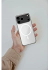Newface iPhone 17 Pro Kılıf Magneticsafe Şeffaf Silikon - Şeffaf