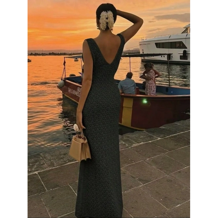 Kadın Askılı V Yakalı Uzun Triko Elbise