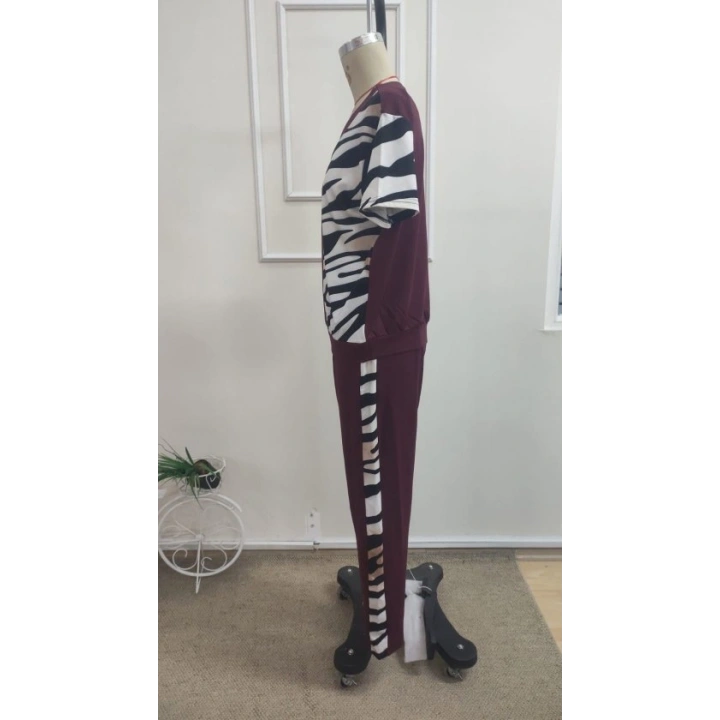 Kadın Kısa Kollu Bisiklet Yaka Zebra Desen Bluz Ve Pantolon Ikili Takım