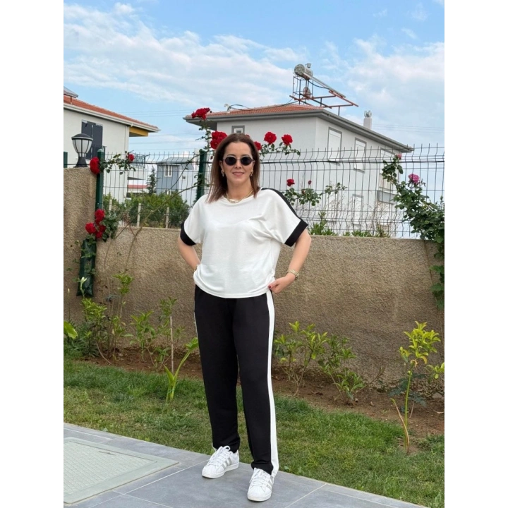 Kadın Kısa Kollu Modal Dokulu Kumaş Yanı şeritli Takım