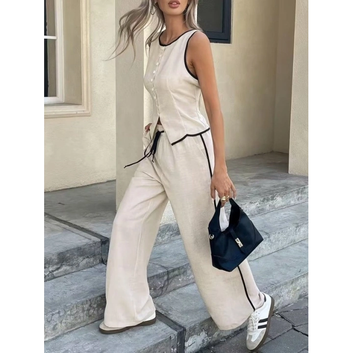 Kadın Kolsuz önü Düğmeli Yelek Ve Pantolon Ikili Takım