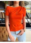 Kadın Kısa Kollu Tek Omuzu Açık Büzgülü Viskon Bluz