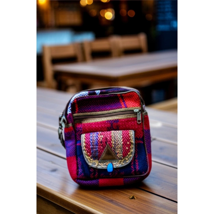 Etnik Desenli El Yapımı Çanta Kilim Dokuma Çanta Otantik Askılı Desenli Retro Omuz Çantası