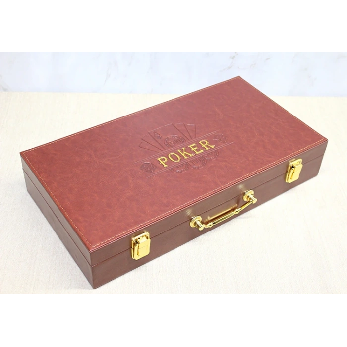 Deri Çantalı 300 Chip Ve 2 Adet İskambil Kağitına Sahip Poker Oyunu Alk4230
