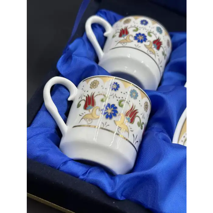 Kadife Kutulu Özel Lale Motifli İkili Fincan Takımı