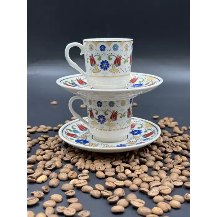 Kadife Kutulu Özel Lale Motifli İkili Fincan Takımı