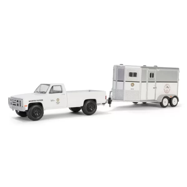 Nessiworld Greenlight 1/64 Hitch & Tow Series 31 - LAPD Search and Rescue