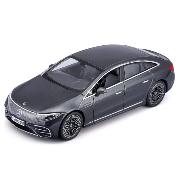 Nessiworld  Maisto 1:27 EQS by Mercedes-EQ