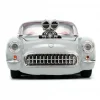 Figürü ve 1957 Chevrolet Corvette Model Aracı