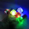 Nessiworld Kristal Tasarımlı Led Glow Işıklı 3 Modlu Kırmızı Yüzük 3.5 x 5 cm