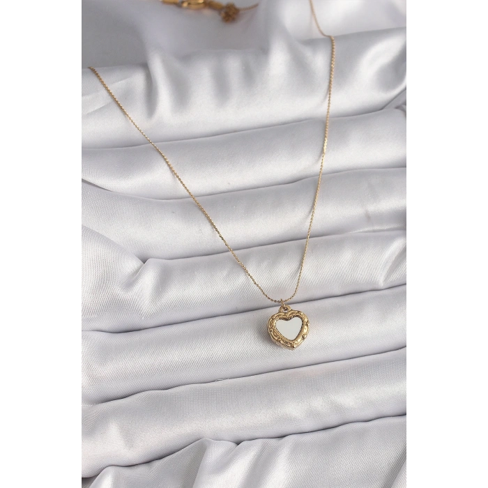 316L Çelik Gold Renk Zincir Sedefli Kalp Model Kadın Kolye