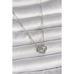 316L Çelik Gümüş Renk İşleme Detaylı Yonca Model Kadın Kolye