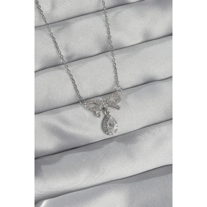 316L Çelik Gümüş Renk Zirkon Taşlı Fiyonk Detay Damla Kolye