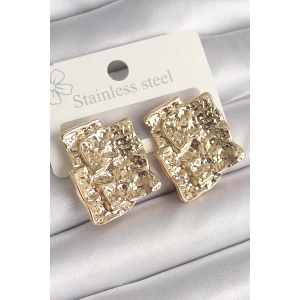 Pirinç Gümüş Renk İşlemeli Kare Plaka Model Kadın Küpe