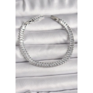 Pirinç Gümüş Renk Zirkon Taşlı Su Yolu Model Kadın Bileklik