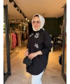 Önü Yıldız İşlemeli Siyah