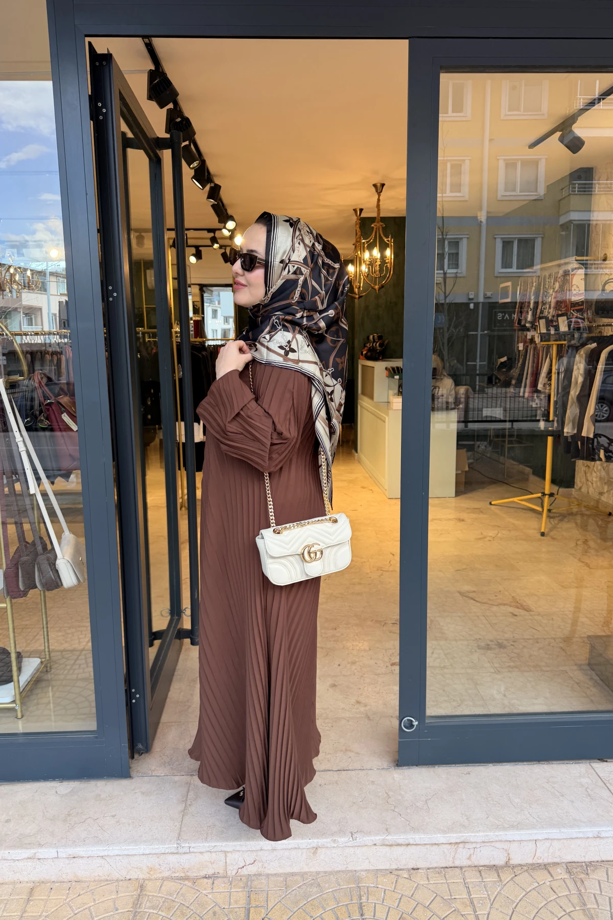 Piliseli Abaya Kahverengi